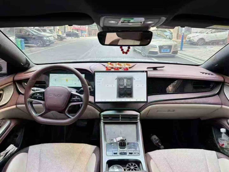 衡阳24年比亚迪海豹5