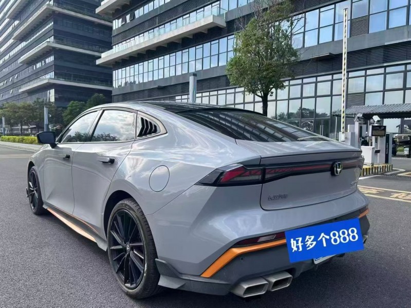 东莞25年长安汽车UNI7