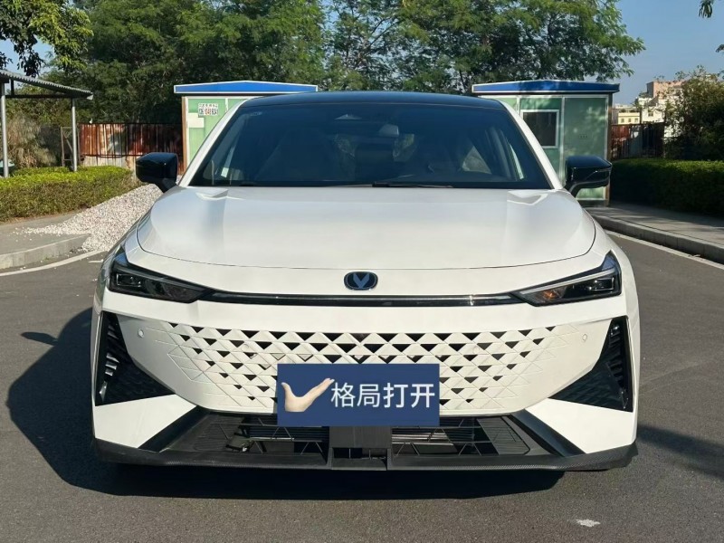 东莞25年长安汽车UNI1