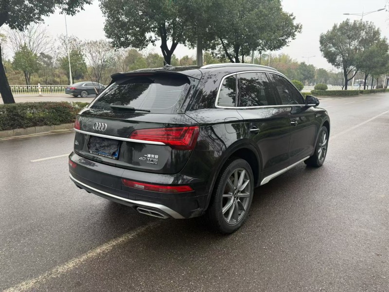 娄底21年奥迪Q58