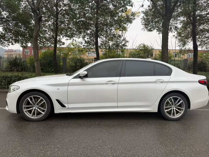 娄底18年宝马5系7