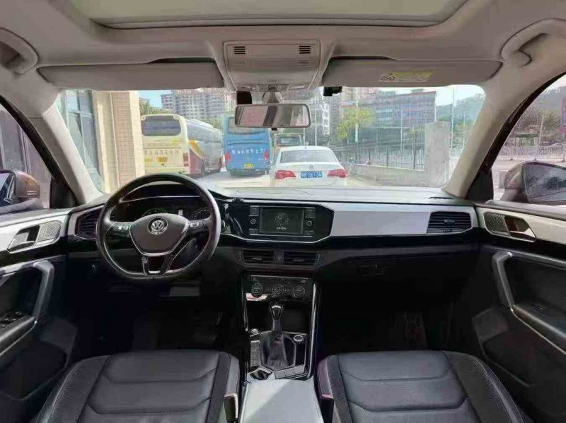 深圳20年大众探岳6