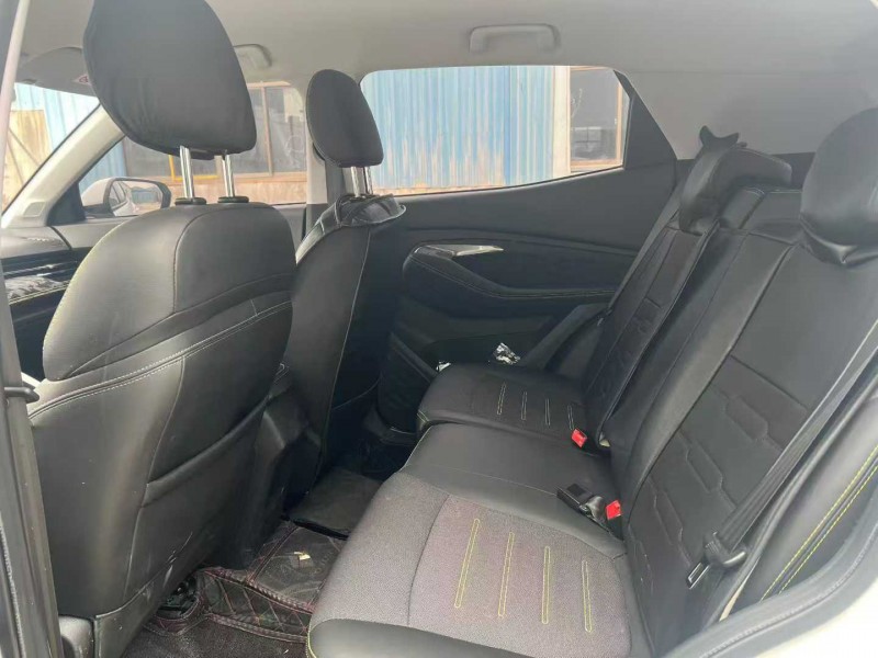 徐州20年宝骏RS37