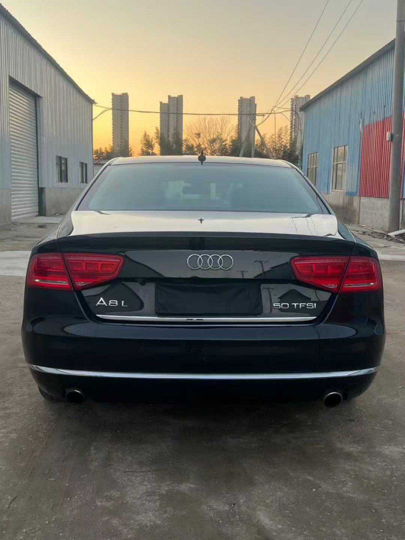 徐州13年奥迪A8L9