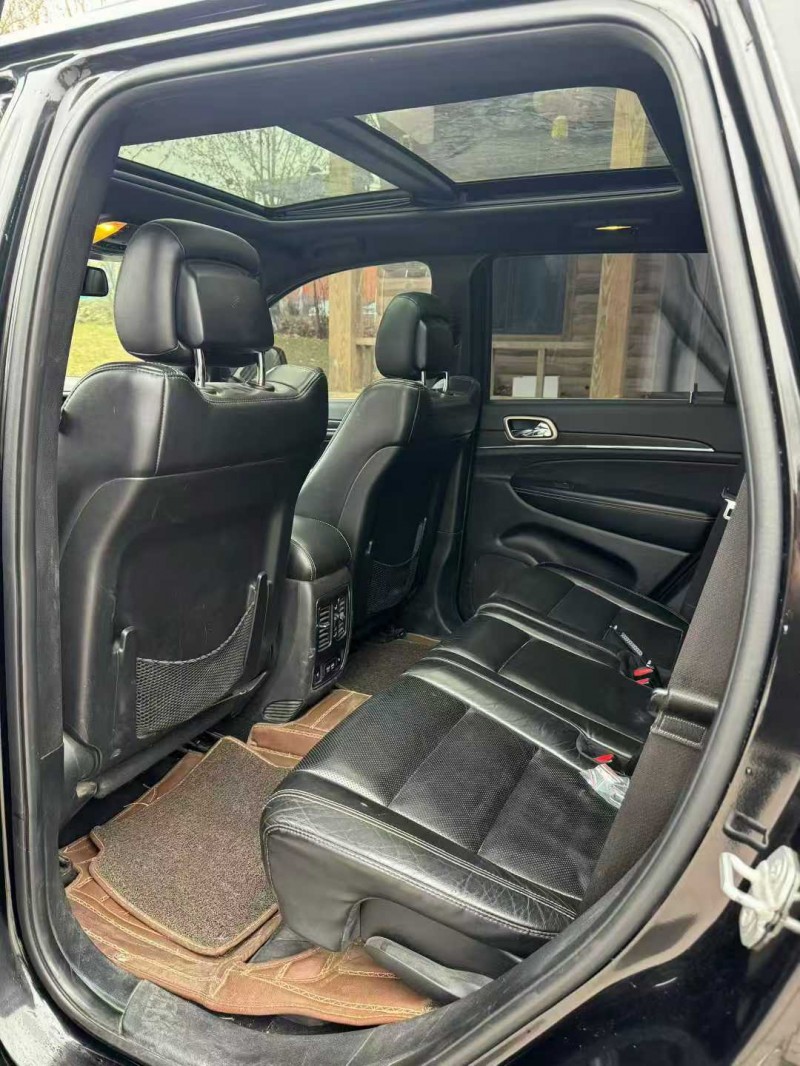 邢台15年Jeep大切诺基7