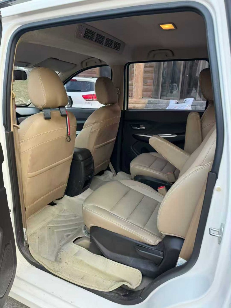 徐州20年五菱汽车宏光6