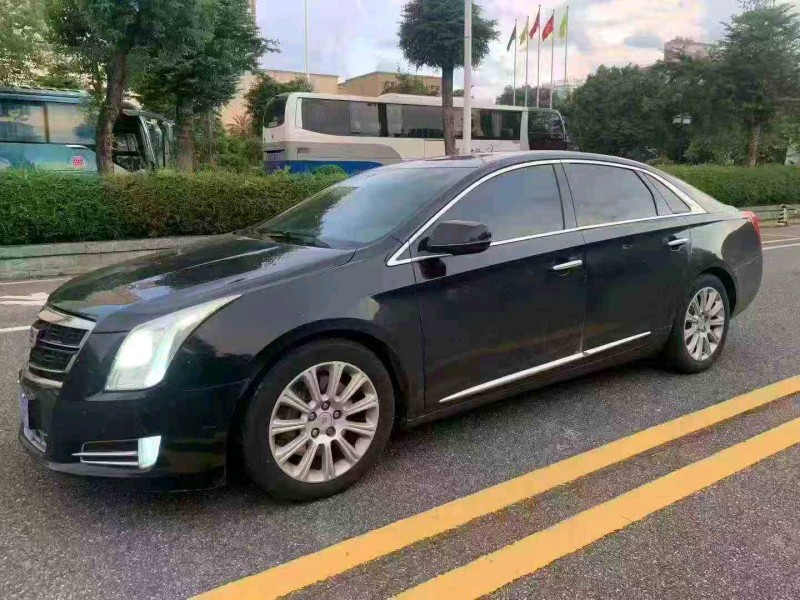 佛山16年凯迪拉克XTS3