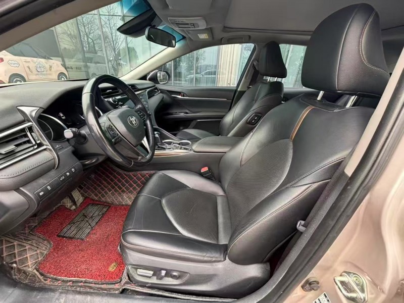 常德19年丰田凯美瑞7