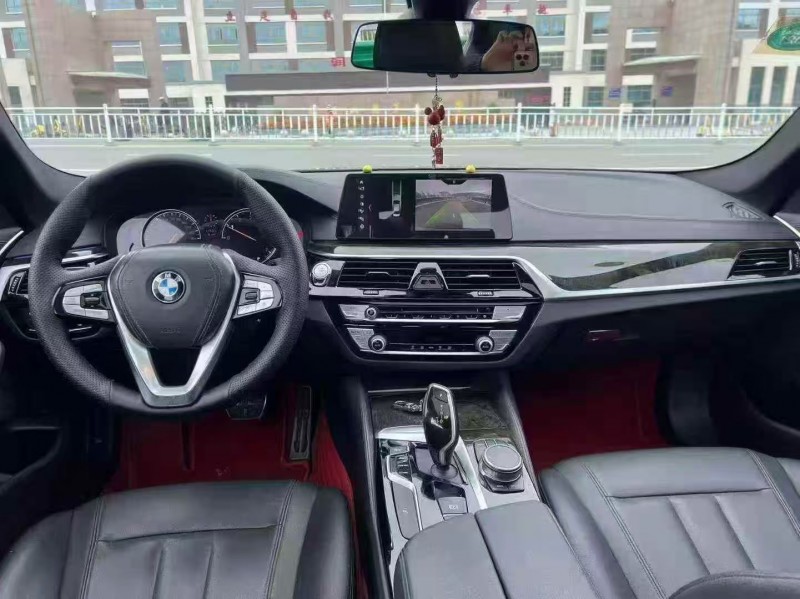 兰州18年宝马5系3