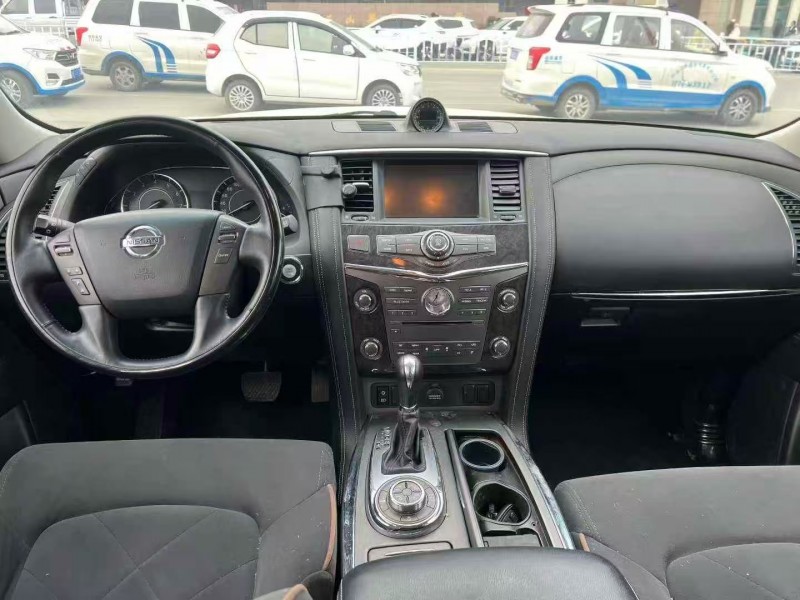 兰州19年日产途乐4