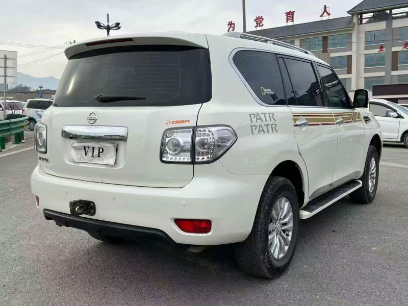 兰州19年日产途乐8