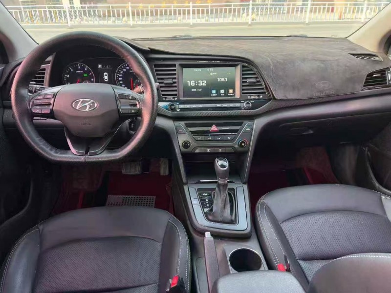 兰州17年现代领动5