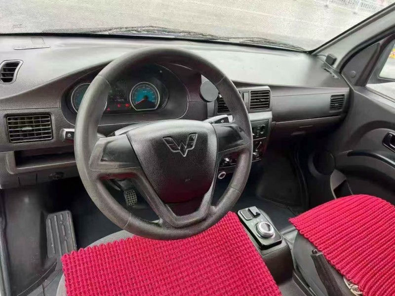 兰州23年五菱汽车新能源4