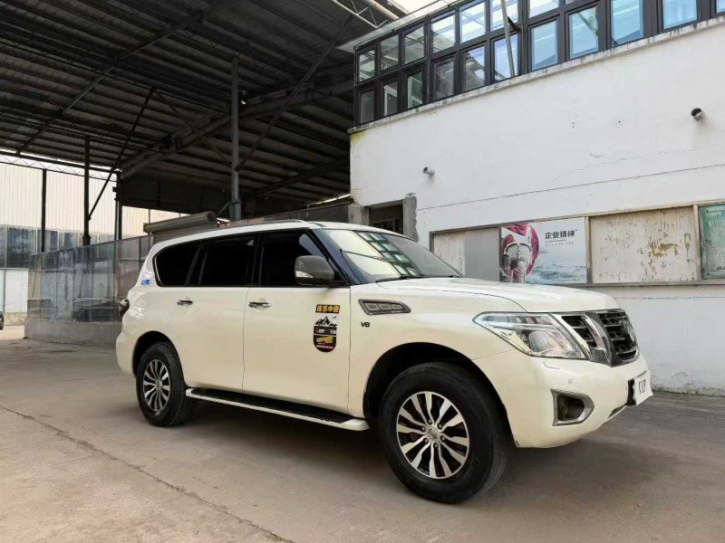 徐州19年日产途乐3