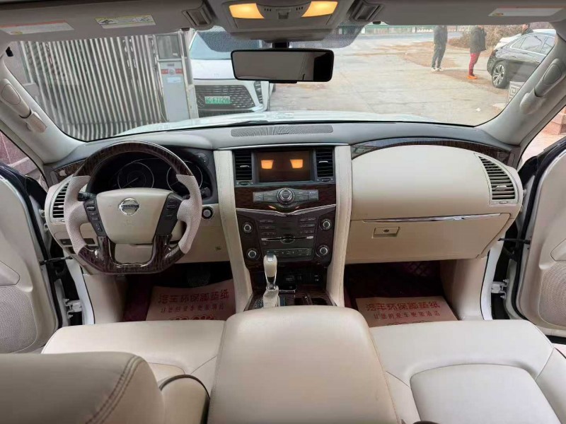 徐州19年日产途乐5