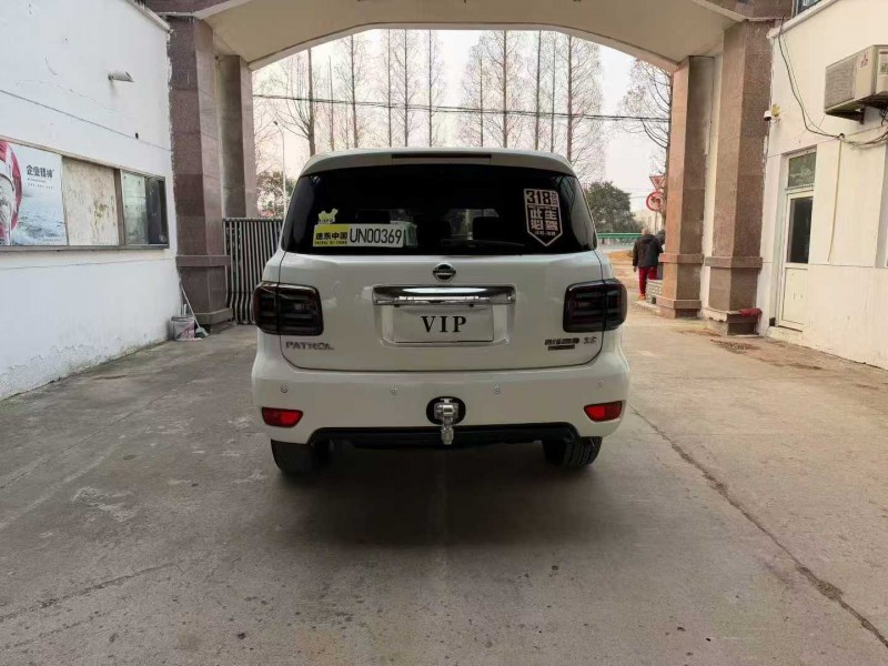 徐州19年日产途乐9