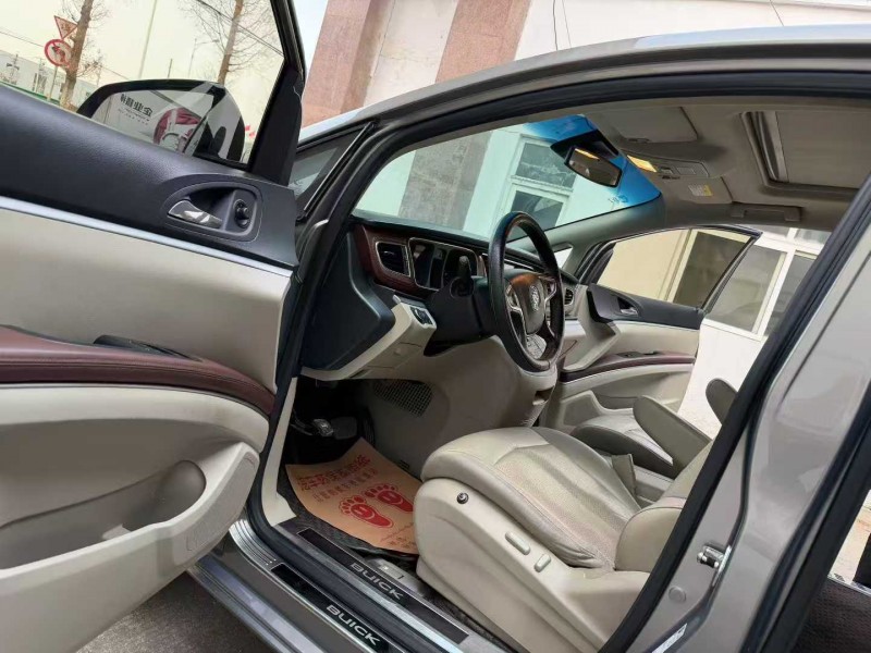 徐州20年别克GL84