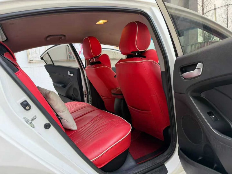 徐州19年起亚K37