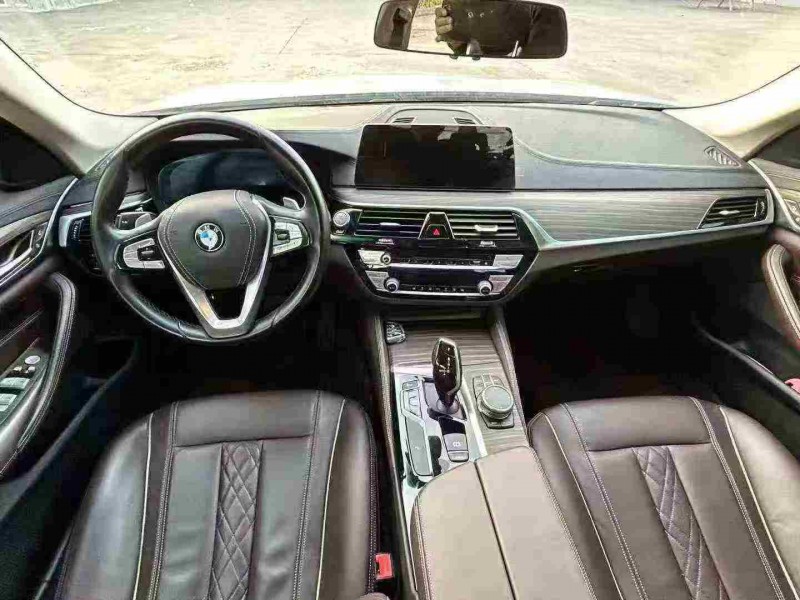 徐州19年宝马5系9