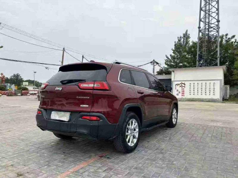 徐州16年Jeep自由光4