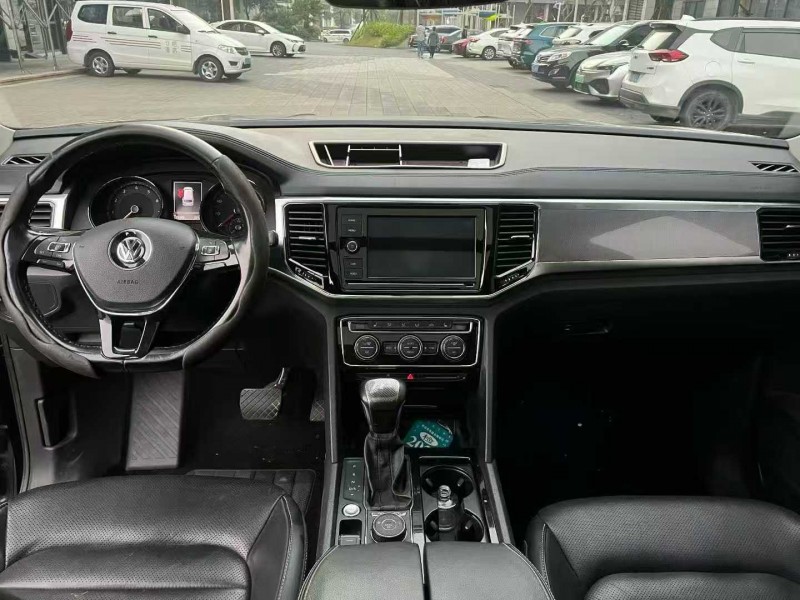 佛山19年大众途昂6