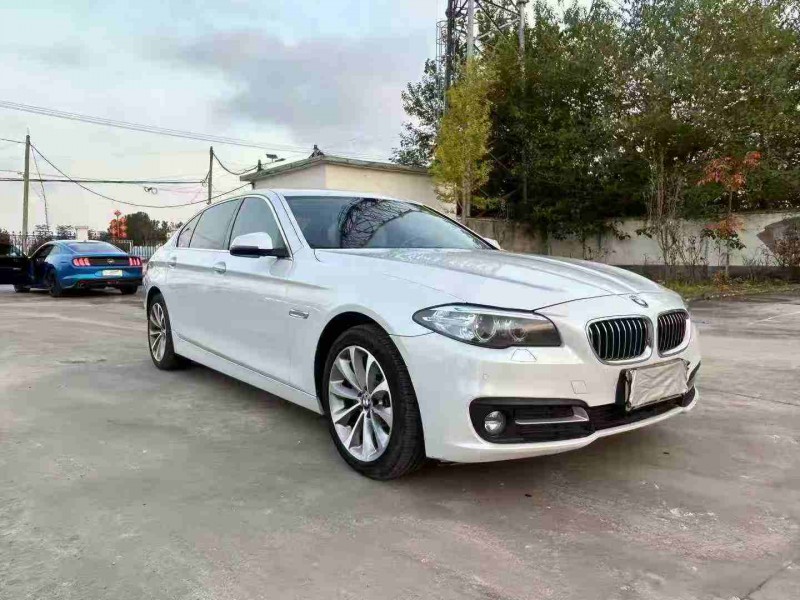 徐州17年宝马5系3