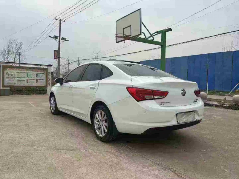 徐州17年别克威朗4