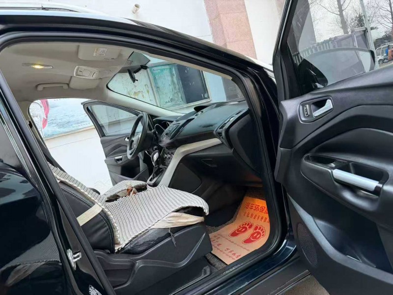 徐州13年福特翼虎6