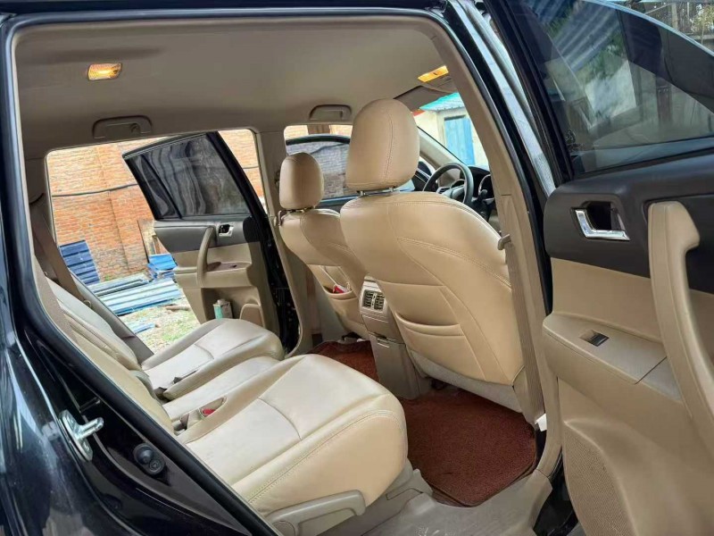 徐州14年丰田汉兰达7