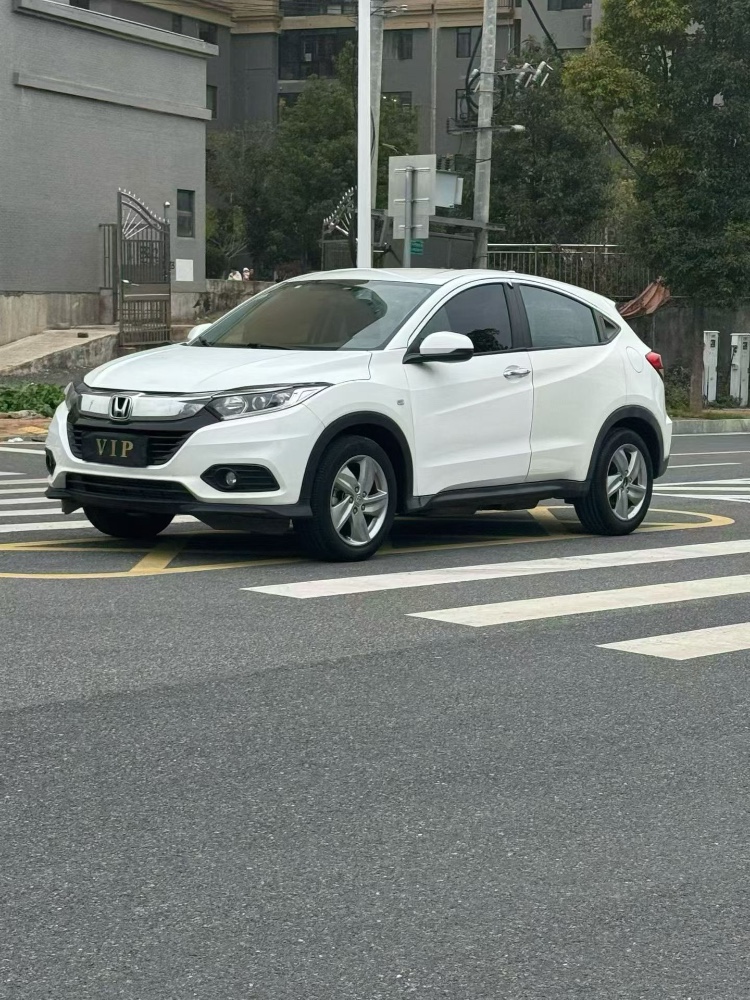 娄底21年本田缤智3