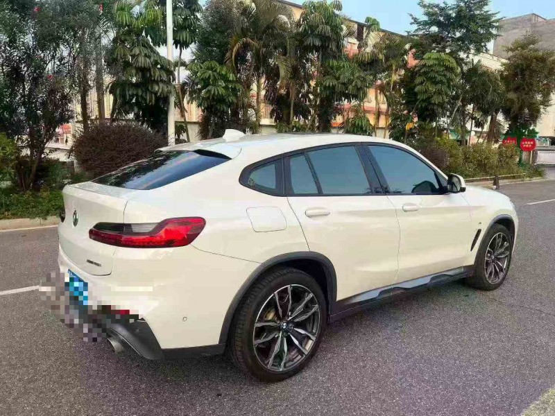 深圳19年宝马X49