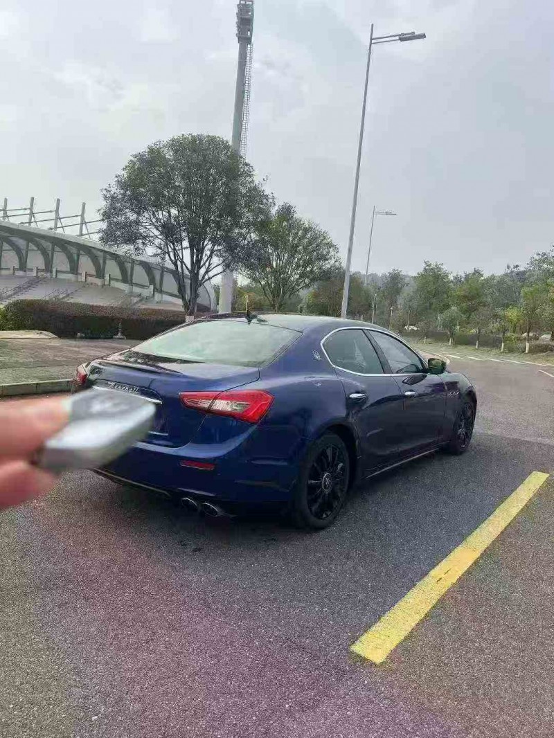 北海17年玛莎拉蒂Ghibli7