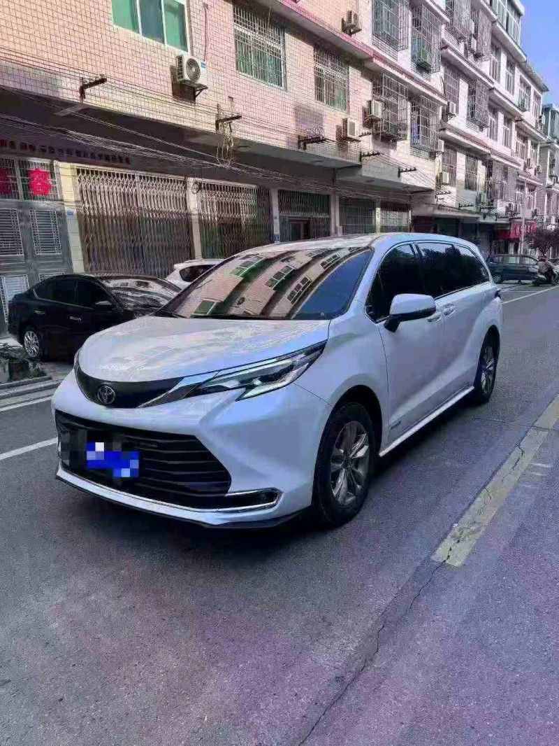 衡阳24年丰田塞纳2