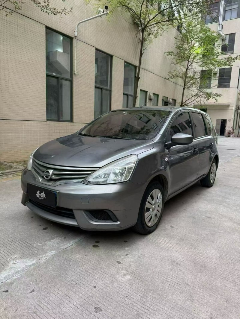 佛山17年日产骊威3