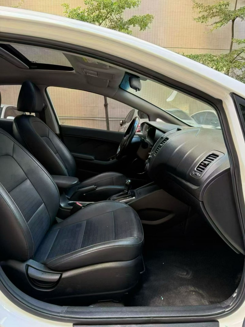 佛山19年起亚K37