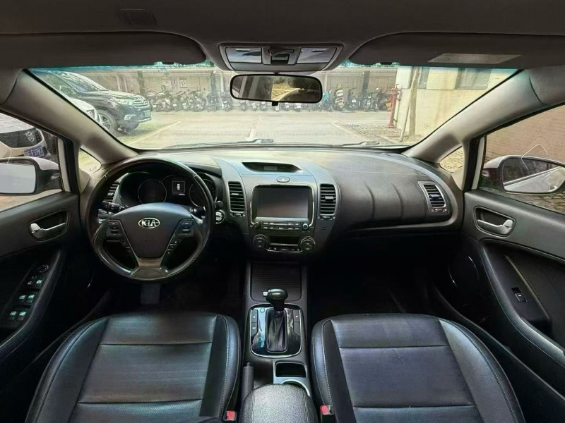 佛山19年起亚K38