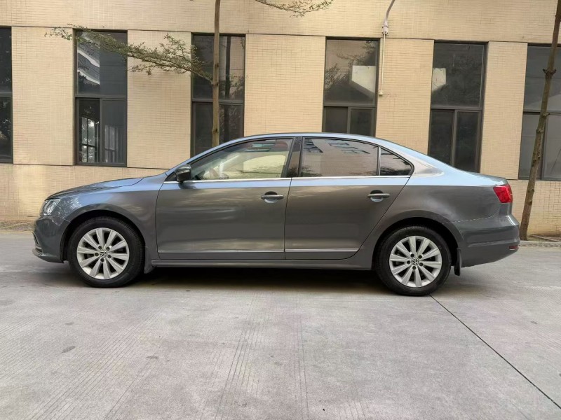 佛山16年大众速腾4