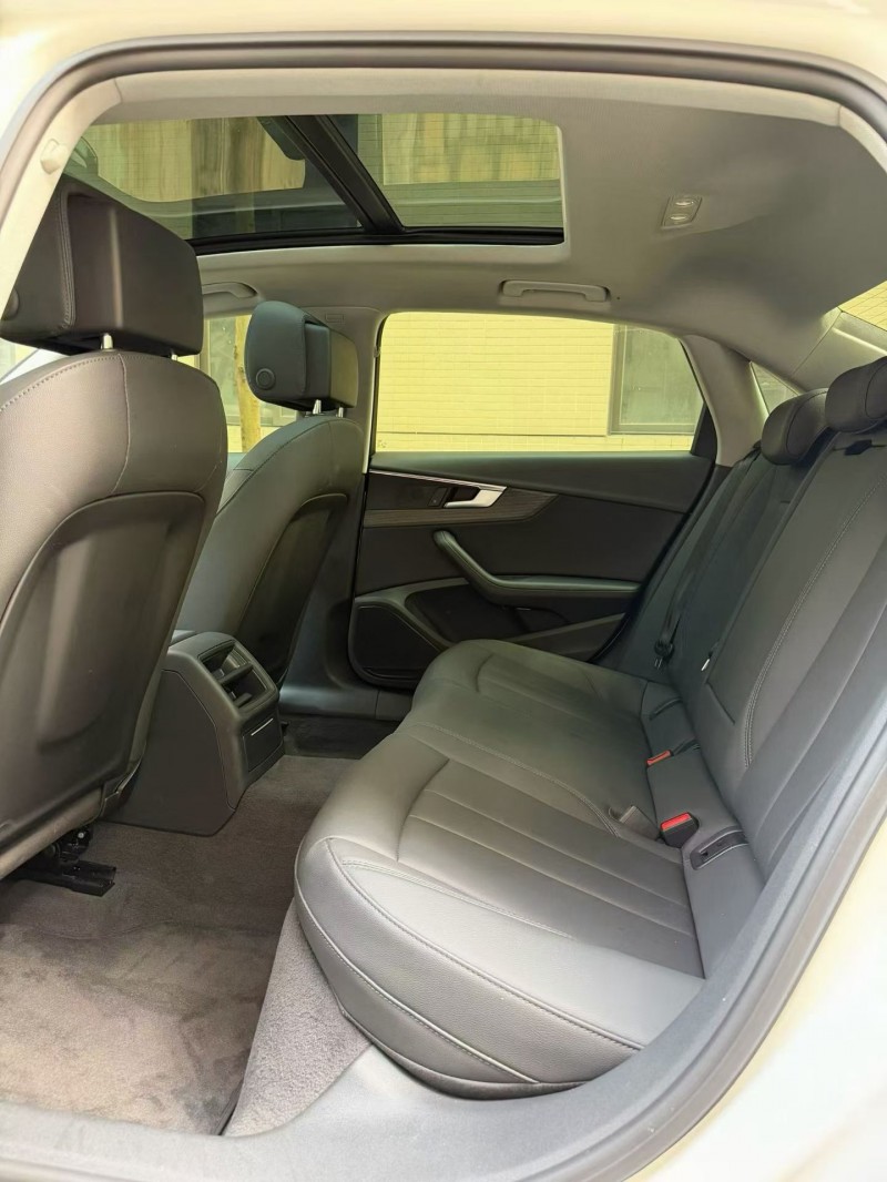 佛山22年奥迪A4L9