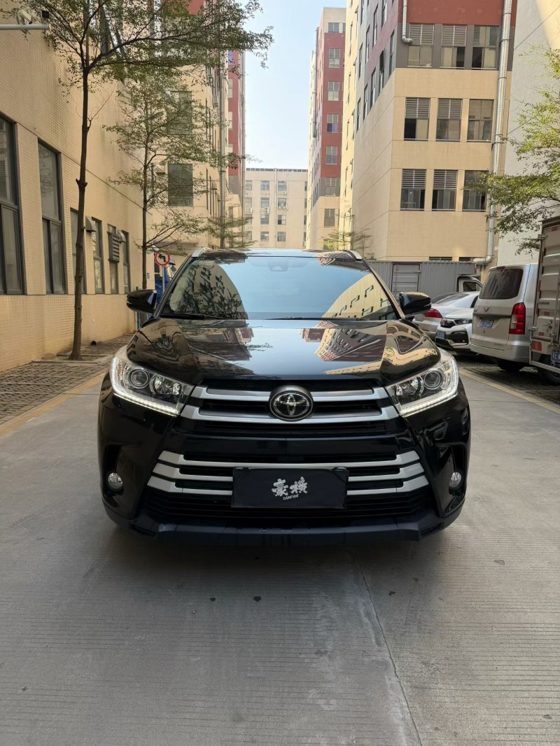 佛山21年丰田汉兰达1