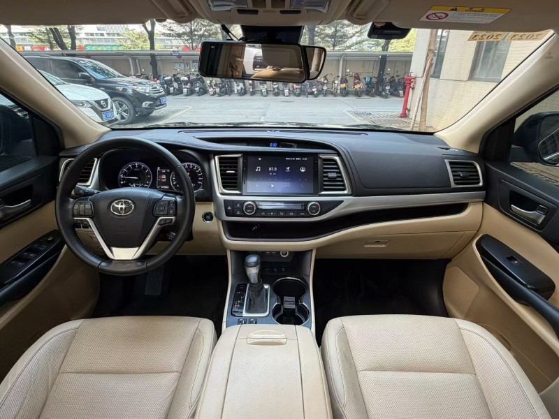 佛山21年丰田汉兰达7