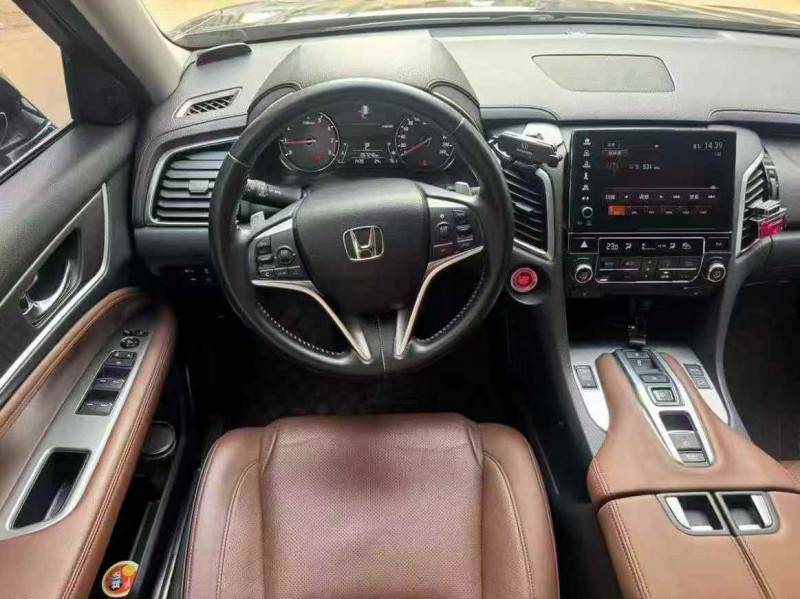 梧州21年本田冠道4