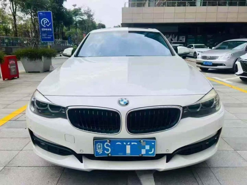 广州17年宝马3系1