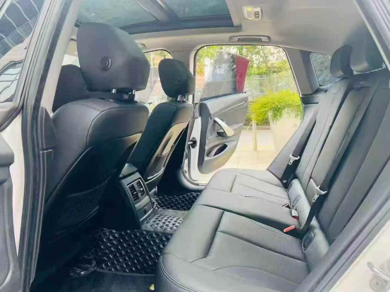 广州17年宝马3系5