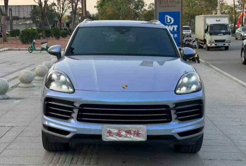 广州18年保时捷卡宴1