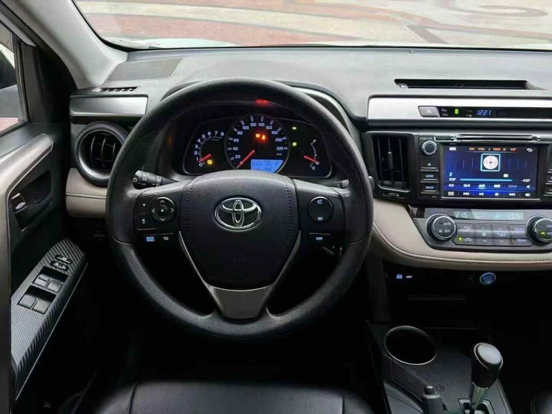 广州15年丰田RAV4荣放7