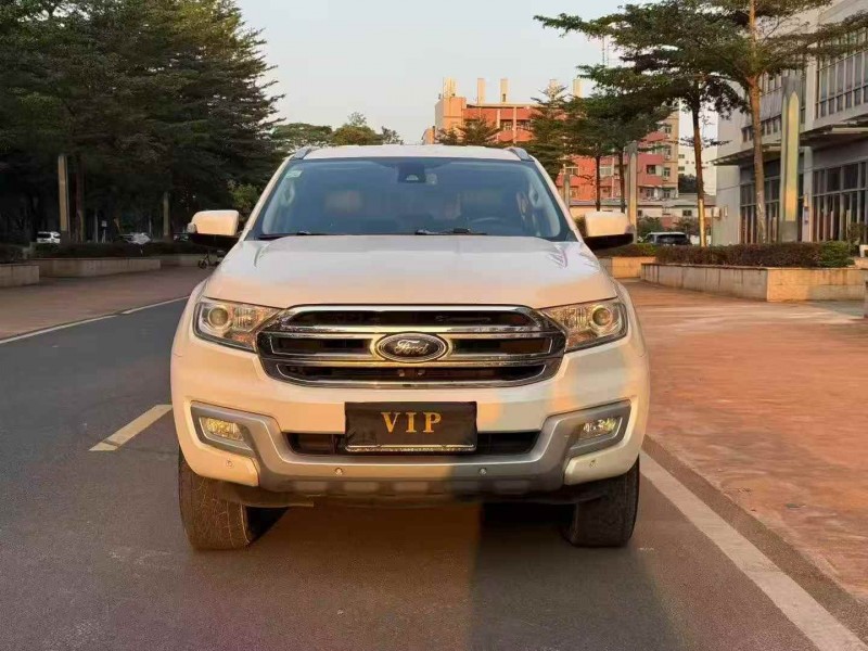 广州16年福特撼路者1