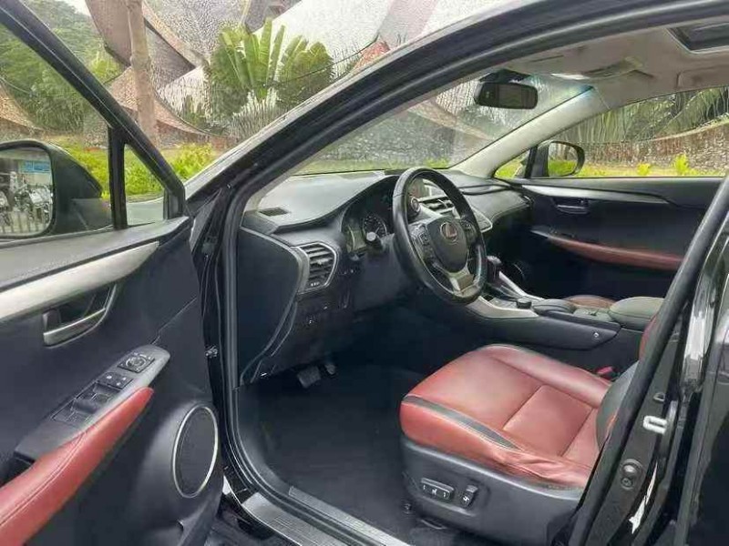 深圳15年雷克萨斯NX5