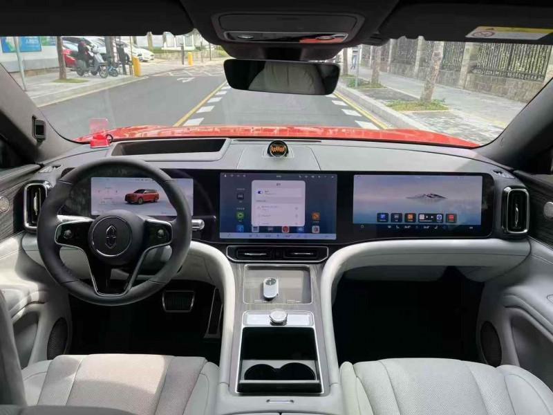 广州25年华为智选问界7