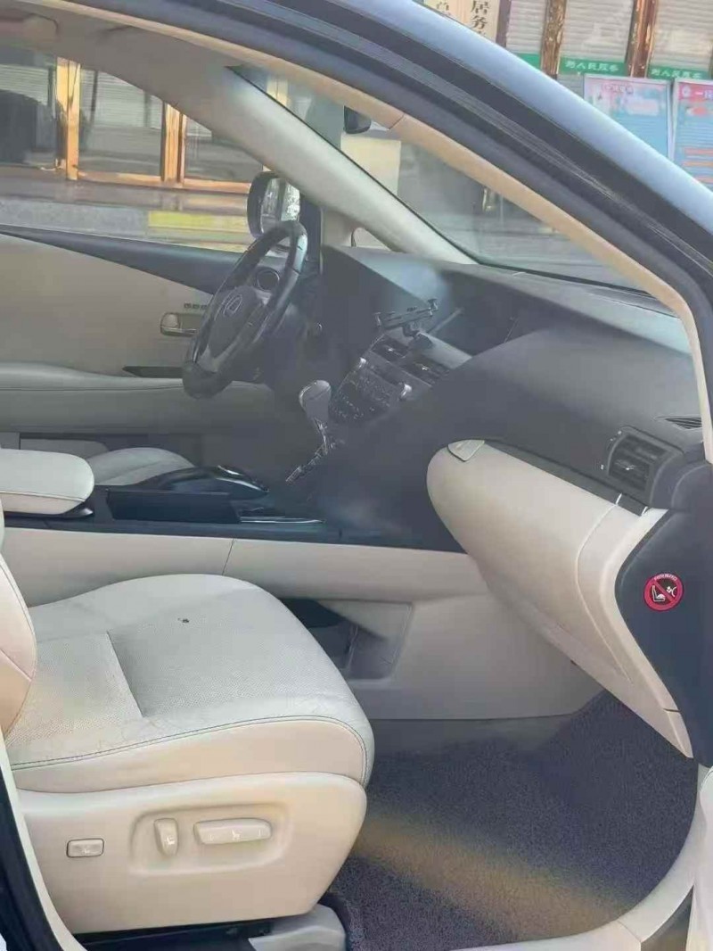 广州14年雷克萨斯RX5