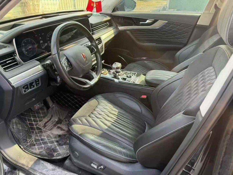 汕头21年红旗HS56